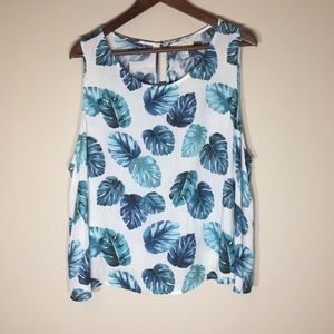 Tropical Leaf Plus Sized Tank